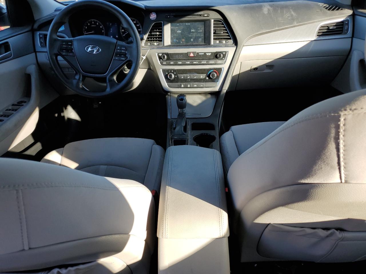 Photo 7 VIN: 5NPE24AFXGH428844 - HYUNDAI SONATA 