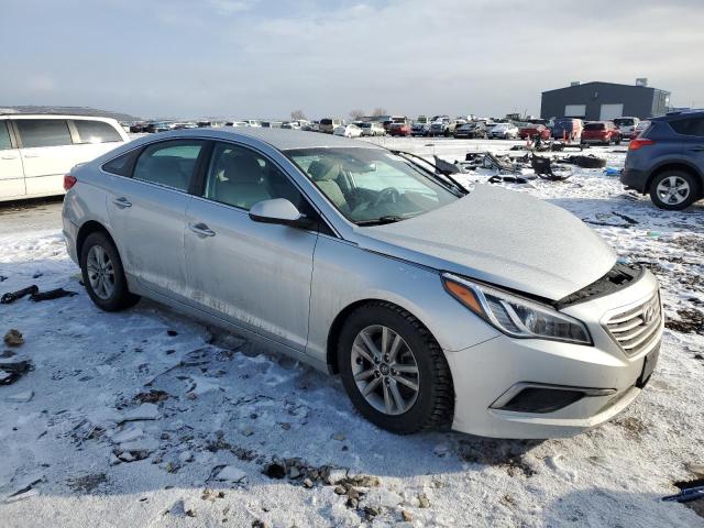 Photo 3 VIN: 5NPE24AFXGH434563 - HYUNDAI SONATA SE 