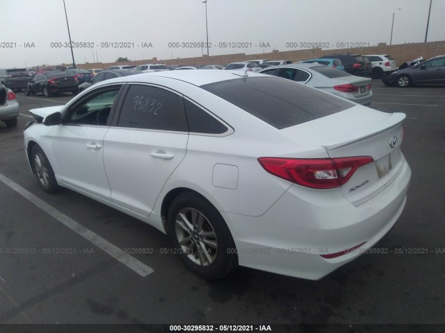 Photo 2 VIN: 5NPE24AFXGH436541 - HYUNDAI SONATA 