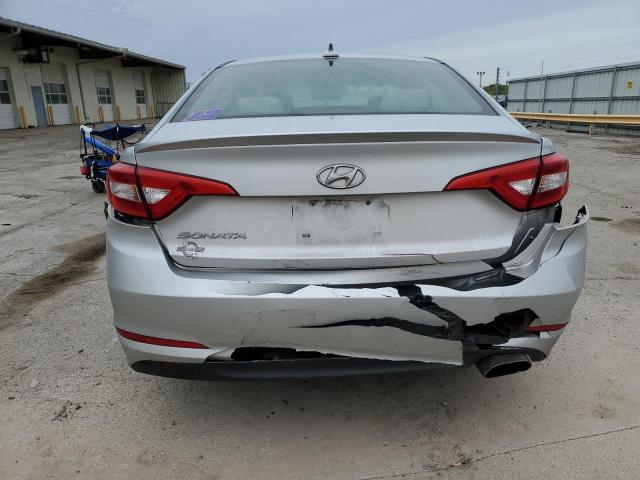 Photo 5 VIN: 5NPE24AFXHH443748 - HYUNDAI SONATA SE 