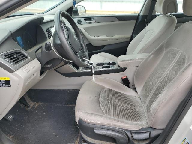 Photo 6 VIN: 5NPE24AFXHH443748 - HYUNDAI SONATA SE 