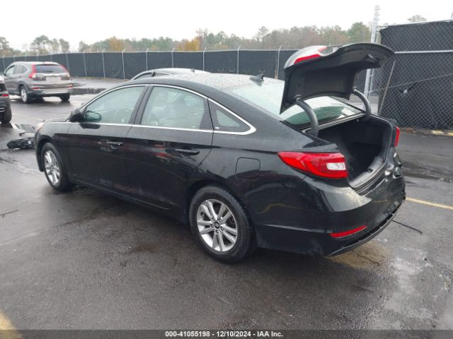 Photo 2 VIN: 5NPE24AFXHH447721 - HYUNDAI SONATA 