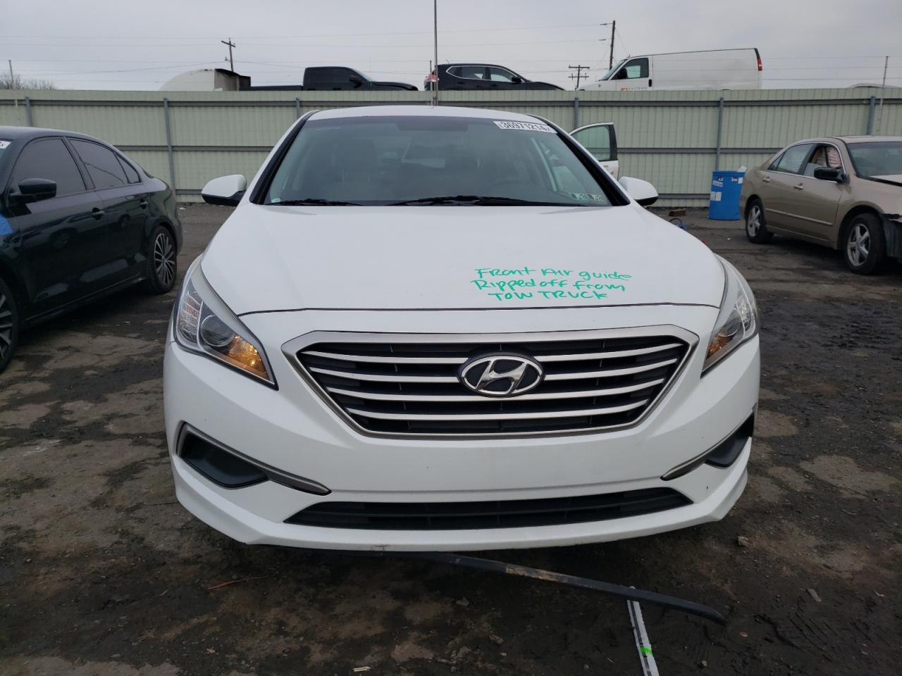 Photo 4 VIN: 5NPE24AFXHH450246 - HYUNDAI SONATA 