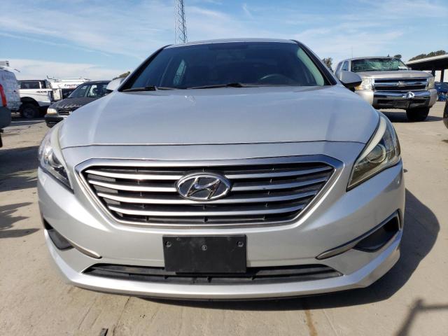 Photo 4 VIN: 5NPE24AFXHH458668 - HYUNDAI SONATA 