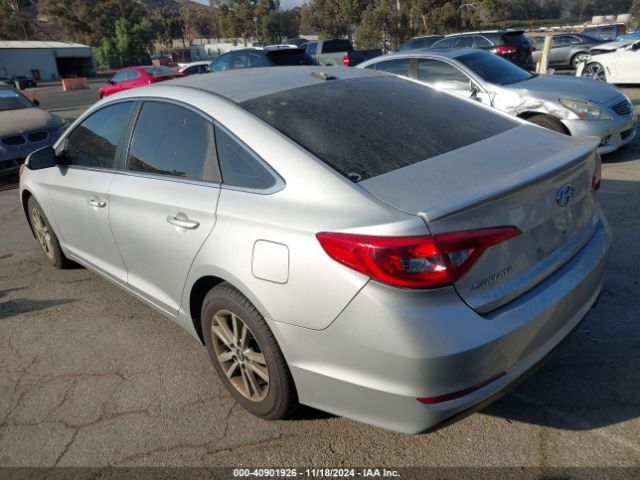 Photo 2 VIN: 5NPE24AFXHH468519 - HYUNDAI SONATA 