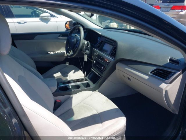 Photo 4 VIN: 5NPE24AFXHH474899 - HYUNDAI SONATA 