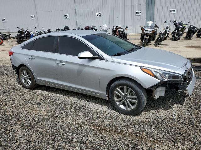 Photo 3 VIN: 5NPE24AFXHH475678 - HYUNDAI SONATA SE 