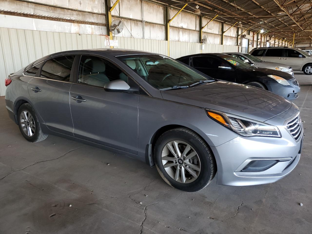 Photo 3 VIN: 5NPE24AFXHH479441 - HYUNDAI SONATA 