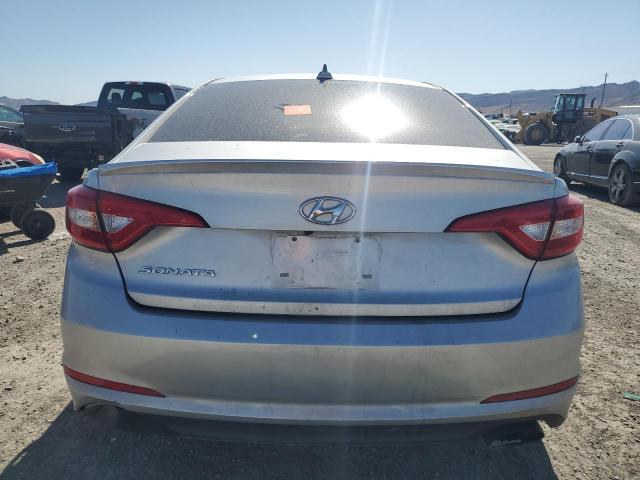 Photo 5 VIN: 5NPE24AFXHH483196 - HYUNDAI SONATA SE 