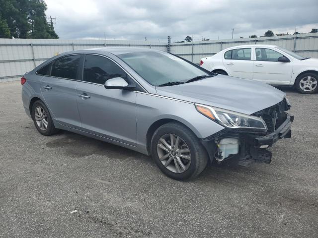 Photo 3 VIN: 5NPE24AFXHH486681 - HYUNDAI SONATA SE 