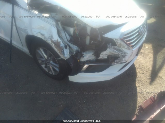 Photo 5 VIN: 5NPE24AFXHH500529 - HYUNDAI SONATA 