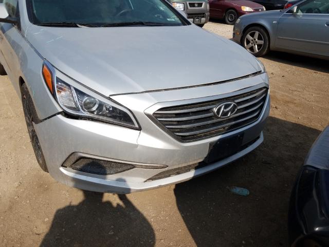 Photo 8 VIN: 5NPE24AFXHH517542 - HYUNDAI SONATA SE 