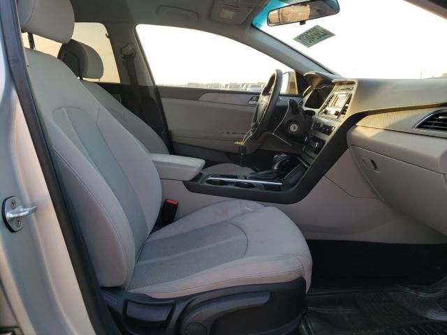 Photo 4 VIN: 5NPE24AFXHH518481 - HYUNDAI SONATA SE 