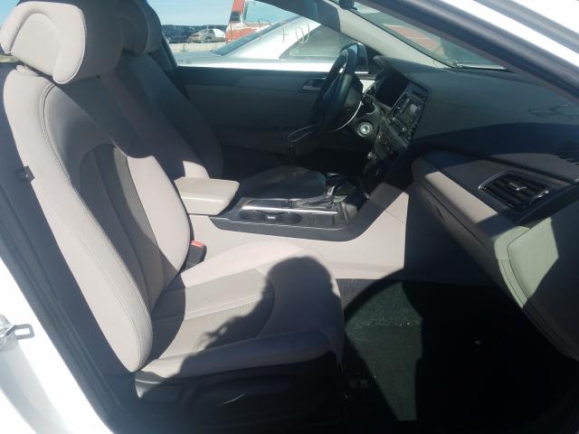 Photo 4 VIN: 5NPE24AFXHH521333 - HYUNDAI SONATA SE 