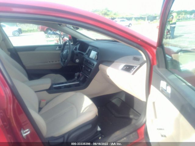 Photo 4 VIN: 5NPE24AFXHH525835 - HYUNDAI SONATA 