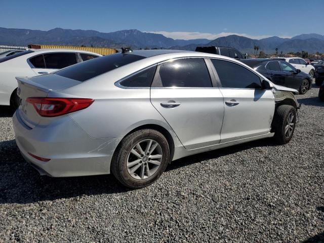 Photo 2 VIN: 5NPE24AFXHH529805 - HYUNDAI SONATA 