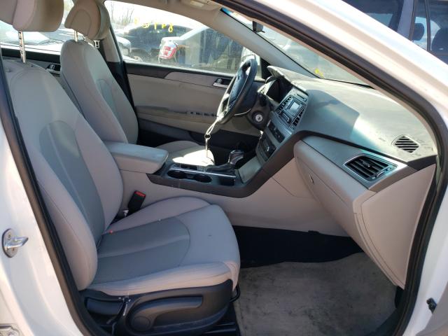 Photo 4 VIN: 5NPE24AFXHH531313 - HYUNDAI SONATA SE 