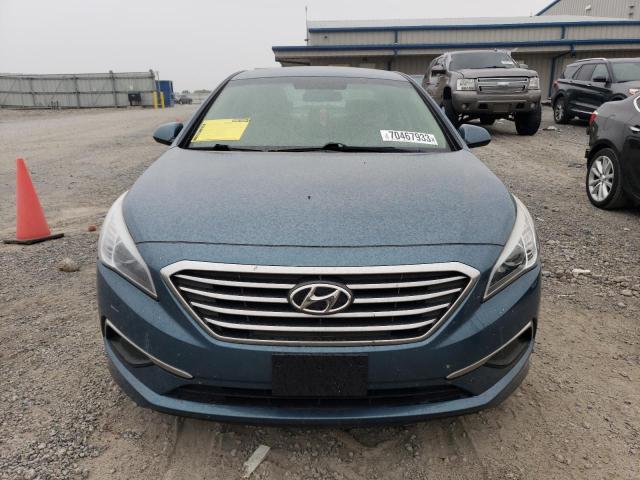 Photo 4 VIN: 5NPE24AFXHH532901 - HYUNDAI SONATA SE 