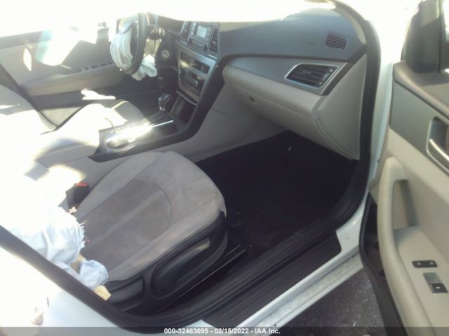 Photo 4 VIN: 5NPE24AFXHH533157 - HYUNDAI SONATA 