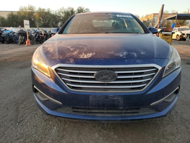 Photo 4 VIN: 5NPE24AFXHH543901 - HYUNDAI SONATA SE 