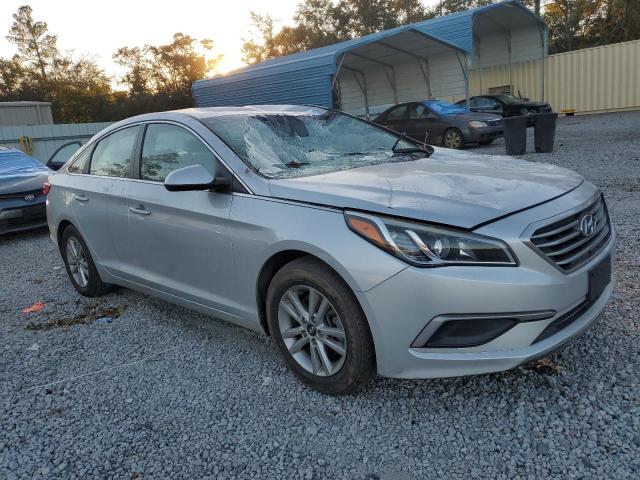 Photo 3 VIN: 5NPE24AFXHH546667 - HYUNDAI SONATA SE 