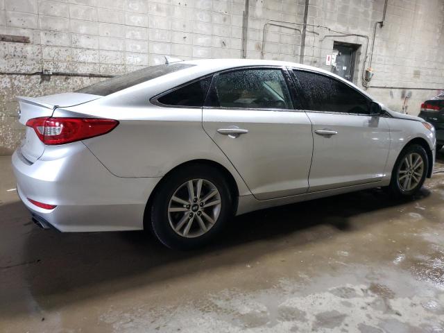 Photo 2 VIN: 5NPE24AFXHH547978 - HYUNDAI SONATA SE 