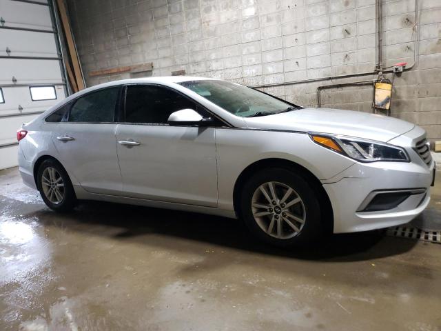 Photo 3 VIN: 5NPE24AFXHH547978 - HYUNDAI SONATA SE 