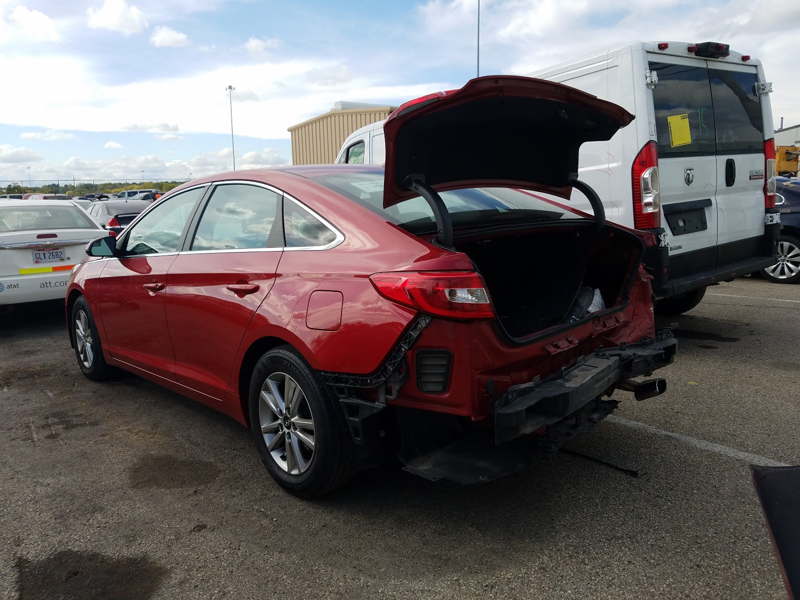 Photo 2 VIN: 5NPE24AFXHH548175 - HYUNDAI SONATA SE 