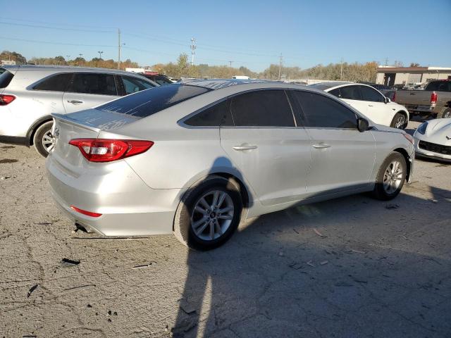 Photo 2 VIN: 5NPE24AFXHH559919 - HYUNDAI SONATA SE 