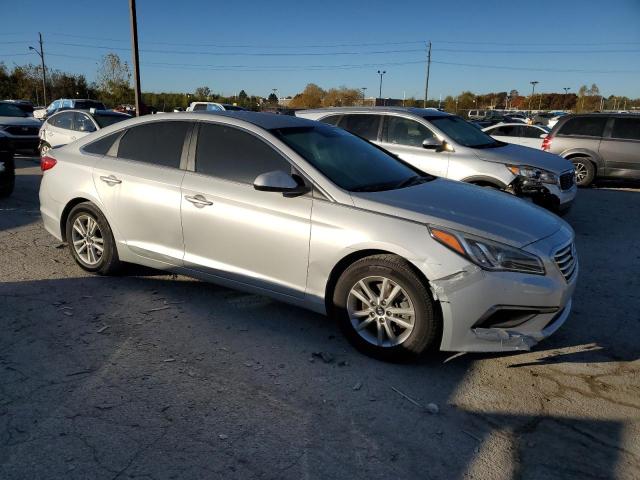 Photo 3 VIN: 5NPE24AFXHH559919 - HYUNDAI SONATA SE 