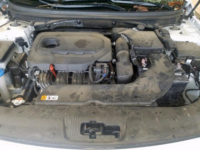 Photo 6 VIN: 5NPE24AFXHH560231 - HYUNDAI SONATA SE 