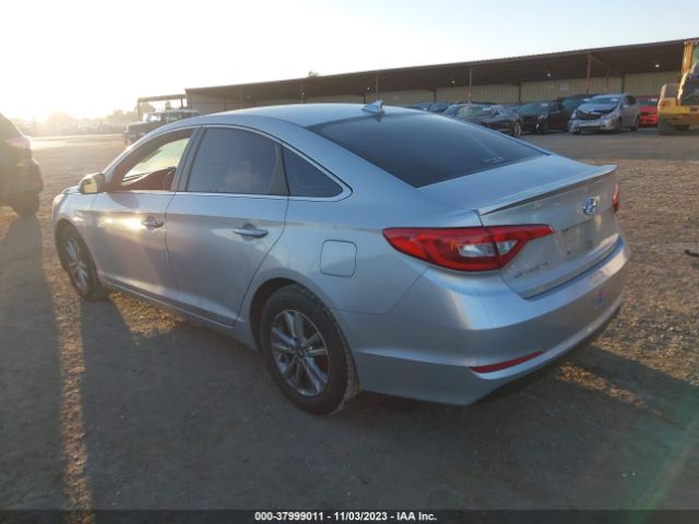 Photo 2 VIN: 5NPE24AFXHH561461 - HYUNDAI SONATA 