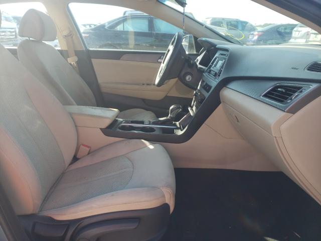 Photo 4 VIN: 5NPE24AFXHH563632 - HYUNDAI SONATA SE 