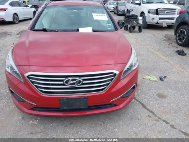 Photo 9 VIN: 5NPE24AFXHH564392 - HYUNDAI SONATA 