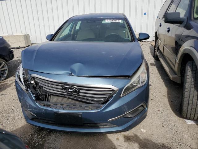 Photo 4 VIN: 5NPE24AFXHH570001 - HYUNDAI SONATA SE 