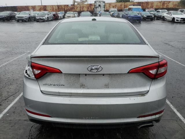 Photo 5 VIN: 5NPE24AFXHH572542 - HYUNDAI SONATA 