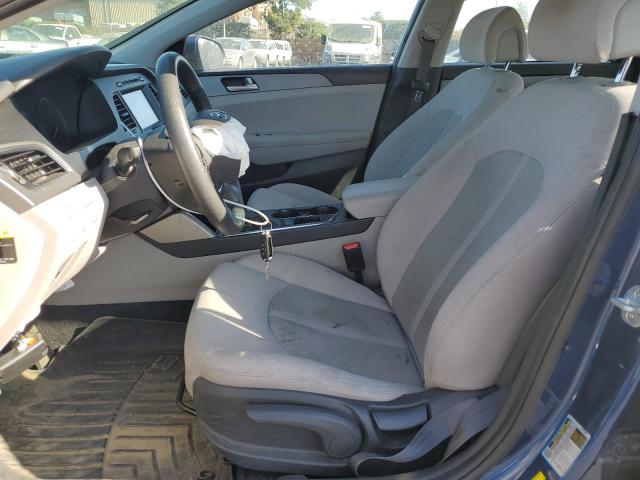 Photo 6 VIN: 5NPE24AFXHH574713 - HYUNDAI SONATA SE 