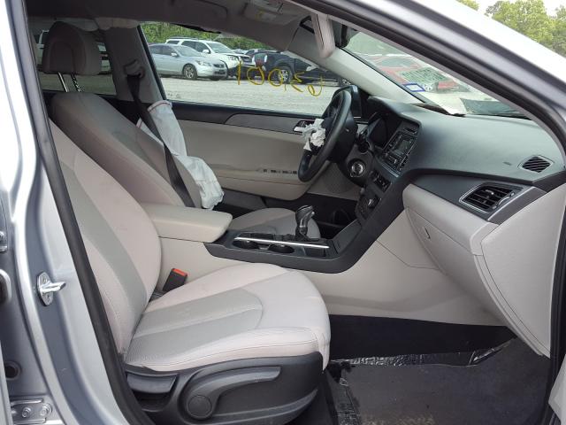 Photo 4 VIN: 5NPE24AFXHH577210 - HYUNDAI SONATA 