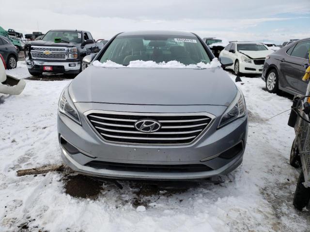 Photo 4 VIN: 5NPE24AFXHH577952 - HYUNDAI SONATA SE 