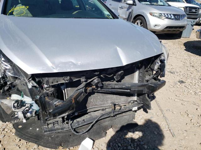 Photo 8 VIN: 5NPE24AFXHH579880 - HYUNDAI SONATA SE 