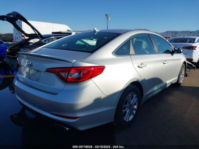 Photo 3 VIN: 5NPE24AFXHH580883 - HYUNDAI SONATA 