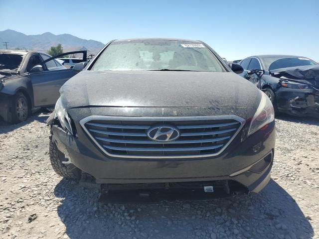 Photo 4 VIN: 5NPE24AFXHH581791 - HYUNDAI SONATA SE 