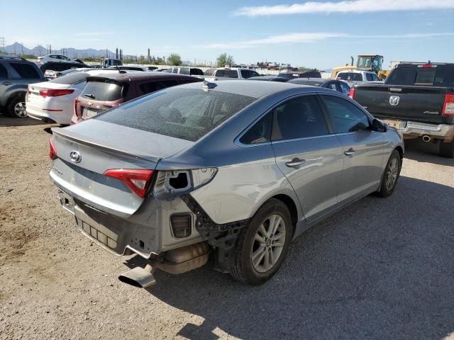 Photo 2 VIN: 5NPE24AFXHH589826 - HYUNDAI SONATA SE 