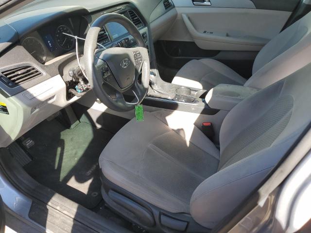 Photo 6 VIN: 5NPE24AFXHH589826 - HYUNDAI SONATA SE 