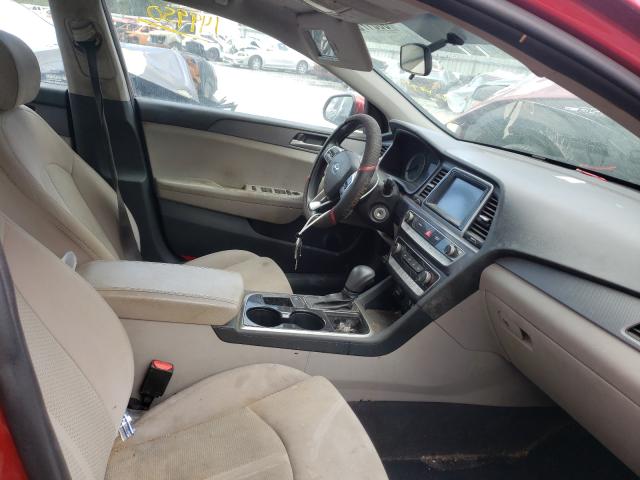 Photo 4 VIN: 5NPE24AFXJH612995 - HYUNDAI SONATA SE 