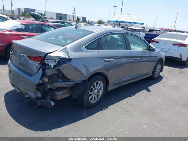 Photo 3 VIN: 5NPE24AFXJH622880 - HYUNDAI SONATA 