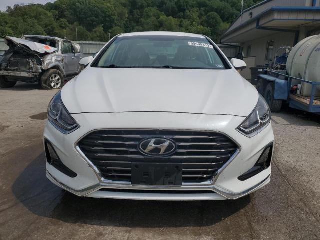 Photo 4 VIN: 5NPE24AFXJH656933 - HYUNDAI SONATA SE 