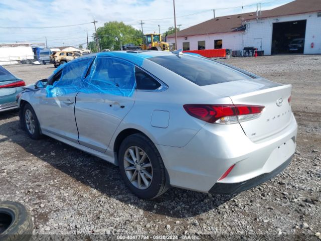 Photo 2 VIN: 5NPE24AFXJH664580 - HYUNDAI SONATA 