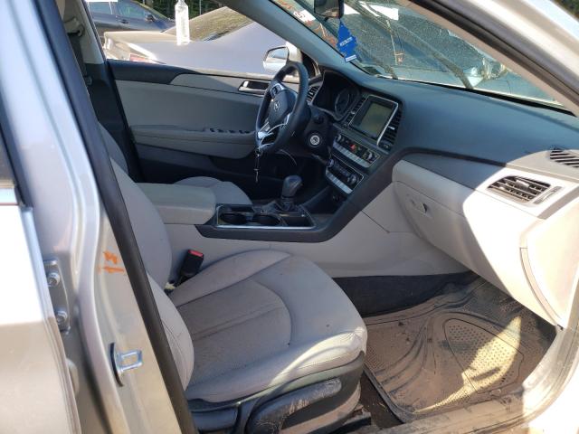 Photo 8 VIN: 5NPE24AFXJH669603 - HYUNDAI SONATA SE 