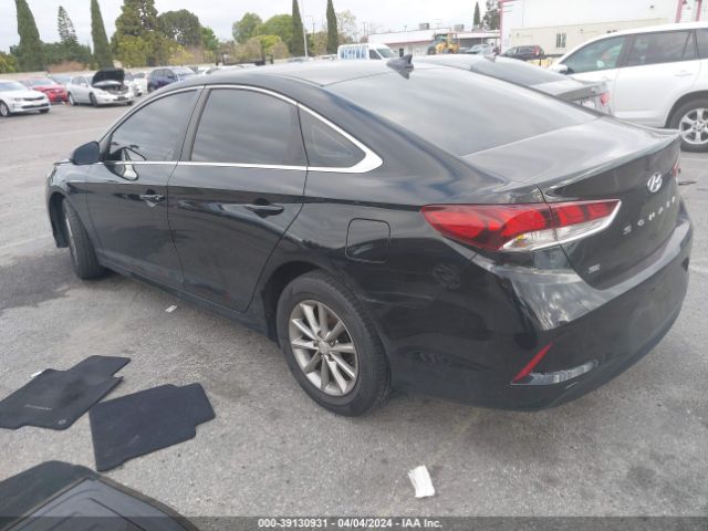 Photo 2 VIN: 5NPE24AFXJH676714 - HYUNDAI SONATA 